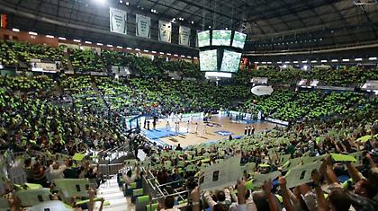 Όλα ανοικτά