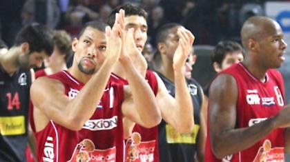 Νικήτρια η… Αρμάνι