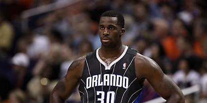 Ανταλλαγή Μπας-Ντέιβις μεταξύ Ορλάντο-Σέλτικς