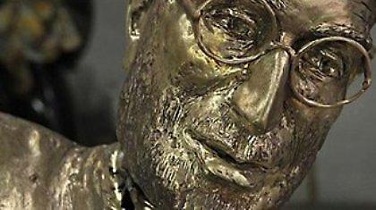 Έστησαν άγαλμα στη μνήμη του Steve Jobs