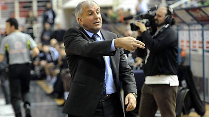 Ομπράντοβιτς: «Παίξαμε με σεβασμό κόντρα στον ΠΑΟΚ»