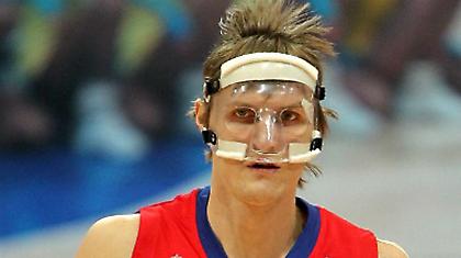 Δεν γεμίζει τη… μάσκα του Παπαλουκά ο Κιριλένκο