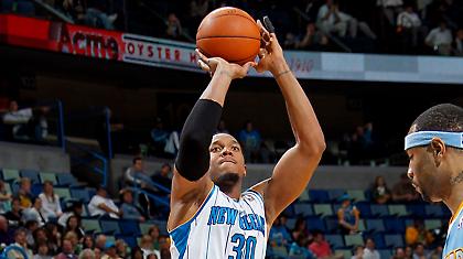 Τελικά στους Πέισερς ο Γουέστ