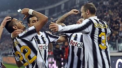 Κύριοι, η «Βέκια Σινιόρα», επέστρεψε…