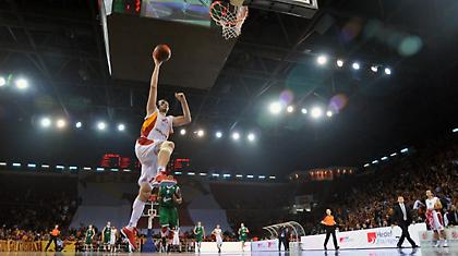 Πέρασε με Λάκοβιτς