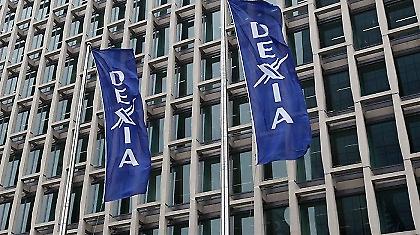 Η Moody's υποβάθμισε τη Dexia