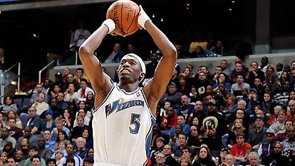 Στους Τζαζ ο Χάουαρντ