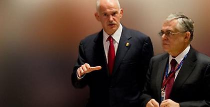 Στήριξη Γιώργου σε Παπαδήμο