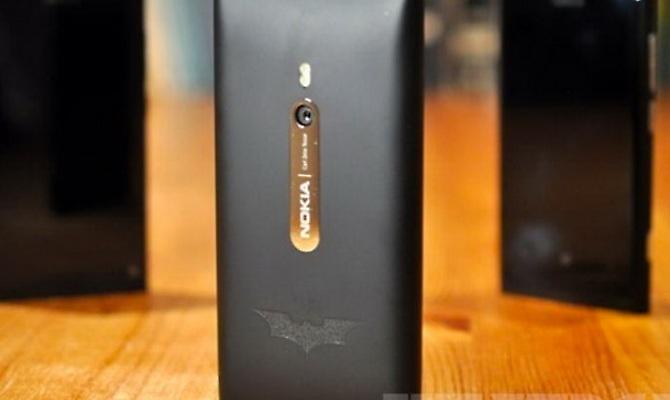 Φεβρουάριο του 2012 το Nokia Lumia 900