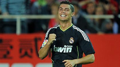 Επιστρέφει στον τόπο του… εγκλήματος! (vids)