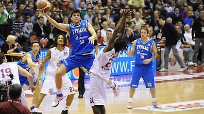 Και ο Τζεντίλε στην Αρμάνι!