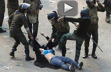 Βίντεο-σοκ από τις μάχες στην Αίγυπτο!