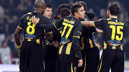 Οι ποδοσφαιριστές που ετοιμάζονται να φύγουν από την ΑΕΚ