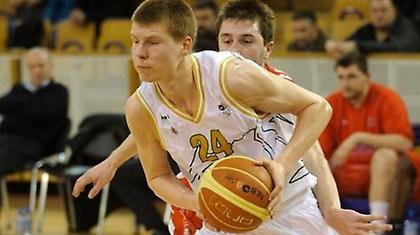 Θέλει Μπέρτανς η Παρτιζάν