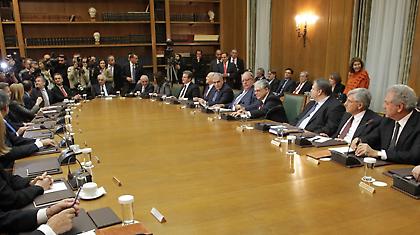 465 ακίνητα και 30 εκατ. ευρώ διαθέτουν οι υπουργοί μας…