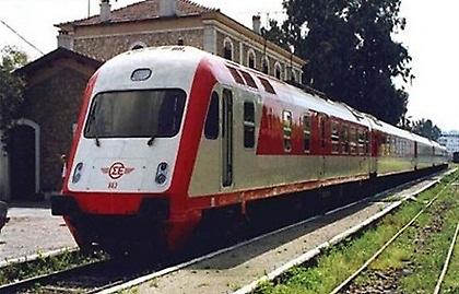 «Χειρόφρενο» τραβούν σήμερα τα τρένα