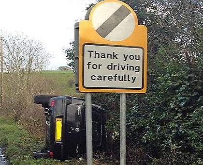 Πού και να μην πρόσεχε…