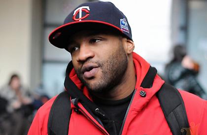 Στην Τσιμπόνα ο Ελ Αμίν