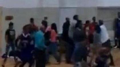 Απίστευτο ξύλο (vid)