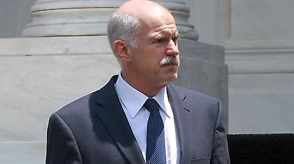 Παπανδρέου: «Εσωκομματικές εκλογές σε τέσσερις μήνες… και βλέπουμε»!