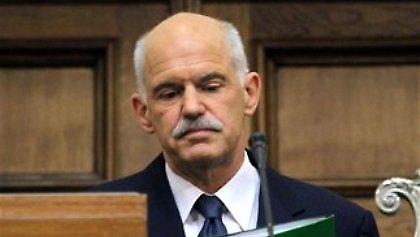 Στην κόψη του ξυραφιού το ΠΑΣΟΚ