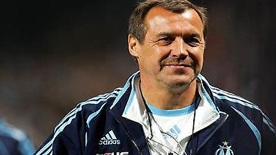 Μένει στην Μαρσέιγ ο Εμόν!