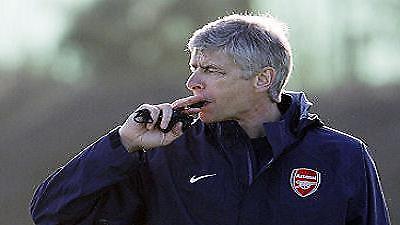 Βενγκέρ: «Θα ανανεώσω»