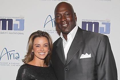 Ποιος διάσημος τραγουδιστής είναι ο πρώην της κ. Τζόρνταν;