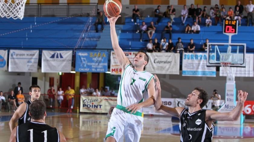 Ανανέωσε ο Μπετσίροβιτς!