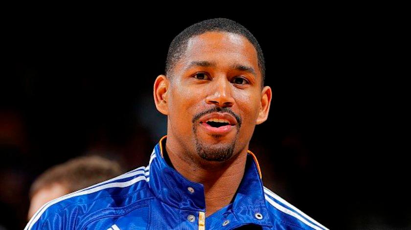 Χτυπάει… Μπελ η Καζέρτα