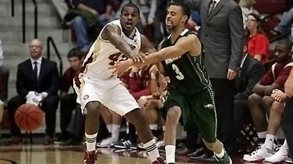 Έβαλε buzzer beater πίσω από το ταμπλό (video)