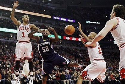 Άλλοι δαγκώνουν, άλλοι… μασάνε