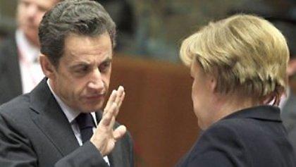 Συνομιλίες Μερκελ-Σαρκοζί για το ευρώ
