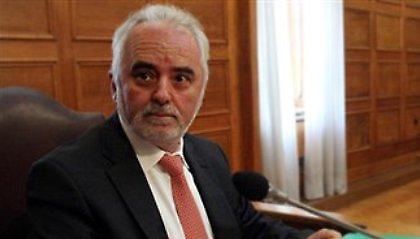 Επανέρχεται η κυβέρνηση για το «ψαλίδι» στις επικουρικές