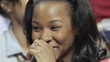 Κοτρώνα το δαχτυλίδι αρραβώνων του ΛεΜπρον