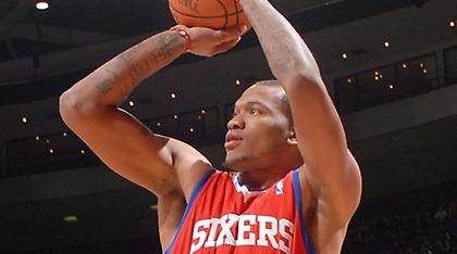 Στους Γκρίζλις ο Σπέιτς