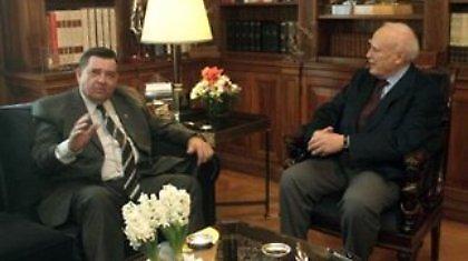 Νέο τετ α τετ Παπούλια - Καρατζαφέρη