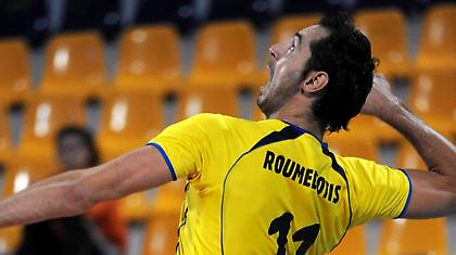 Ρουμελιώτης: «Στηρίζω… 200% τον Ντονά»