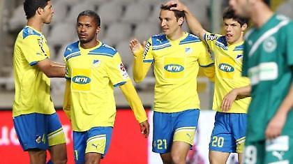 ΑΠΟΕΛάρα βάλε… δέκα γκολ!