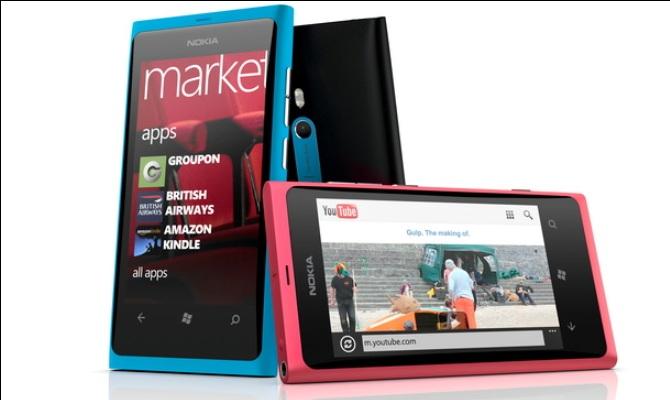 Στα τέλη Ιανουαρίου το Lumia 800 στην Ελλάδα