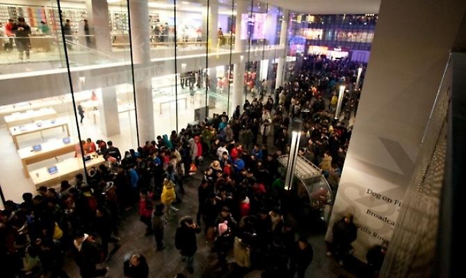 Έπεσε ξύλο για το iPhone 4S στην Κίνα