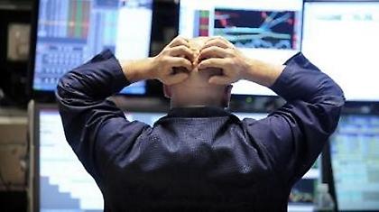 Υπό βομβαρδισμό υποβαθμίσεων η Ευρωζώνη