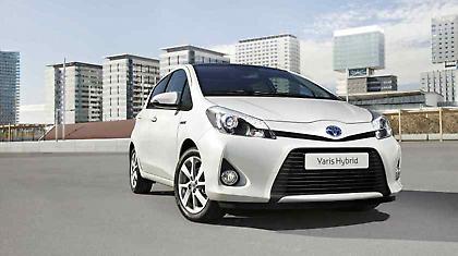 Υβριδικό Yaris που συμφέρει...