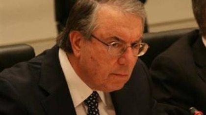 Τριπλές Πανελλήνιες προτείνει ο Μπαμπινιώτης