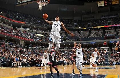 Έπιασαν τους «ταύρους» από τα κέρατα