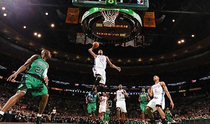 Ασταμάτητη Θάντερ, απογοητευτικοί Σέλτικς