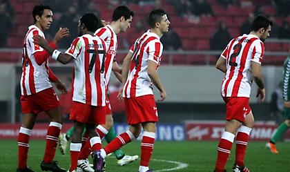 Καταρρέει μακριά από το Φάληρο