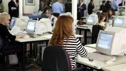 Από εξετάσεις όλοι οι δημόσιοι υπάλληλοι