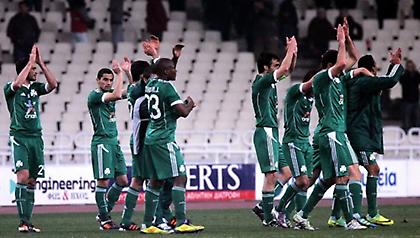 H ταμπέλα του φαβορί πρασινίζει