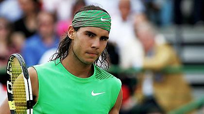 Με νύχια και με δόντια στα ημιτελικά